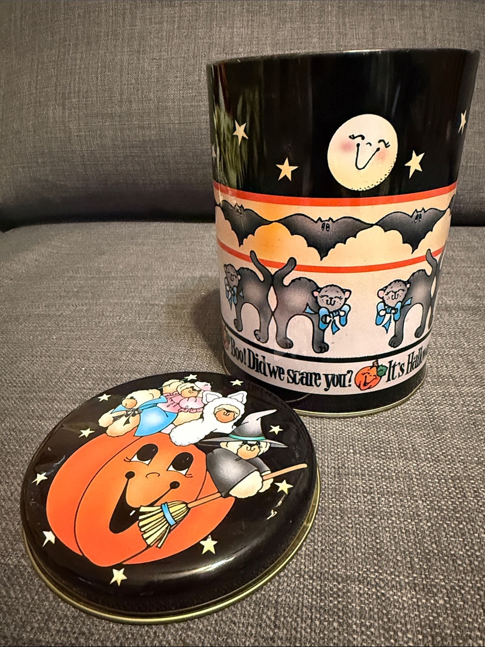Vintage 1990 Black Halloween Treat Tin with Boo! Cat & Bat Design